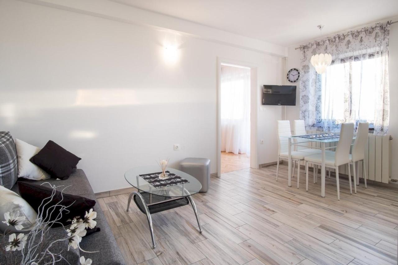 Bubi Apartments Malinska Exterior foto